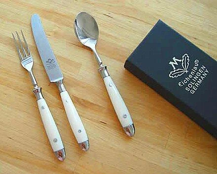 Eichenlaub Tafelgabel Aus Acryl Weiß 4 Eichenlaub Tafelgabel Aus Acryl Weiß – Bild 2