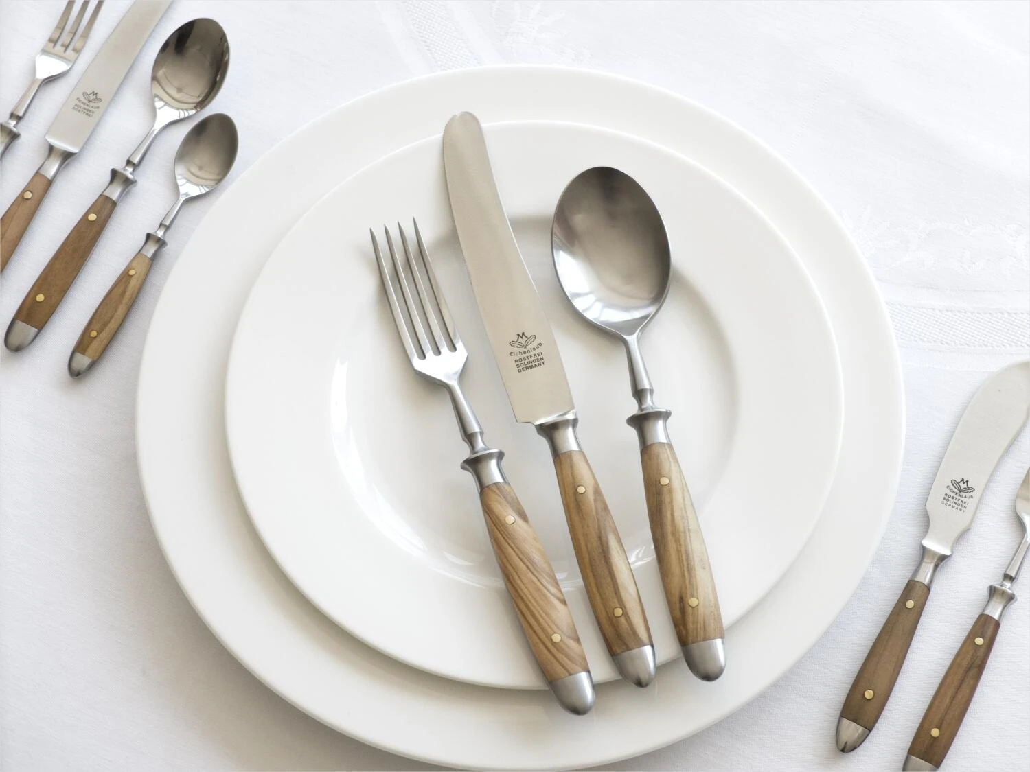 Eichenlaub Tafelgabel Aus Olivenholz 5 Eichenlaub Tafelgabel Aus Olivenholz – Bild 3