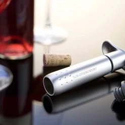 Le Creuset Screwpull Weinpumpe WA-137B In Black Metal -Zassenhaus shop Weinaccessoires 8 1 l 1